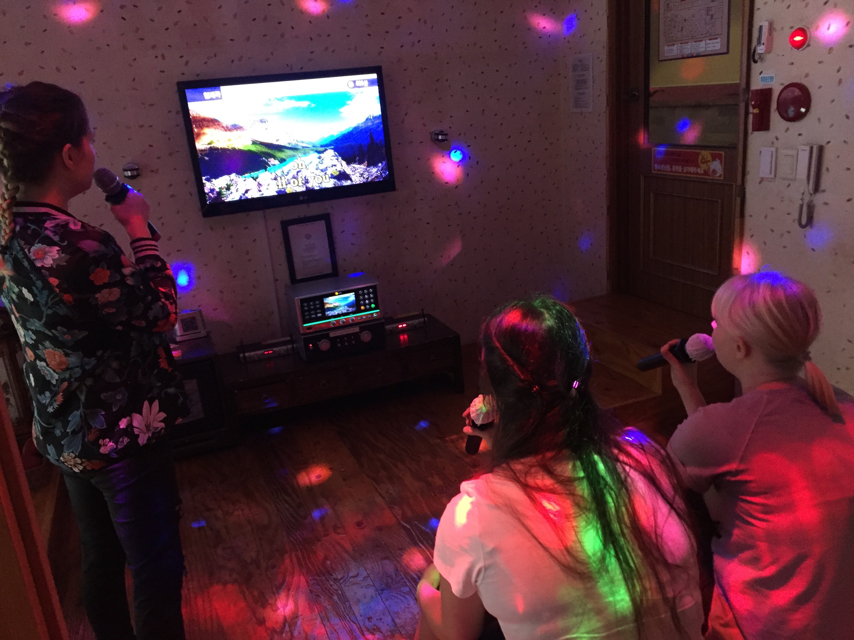 Pusat Karaoke di Seomyeon Busan Korea Selatan